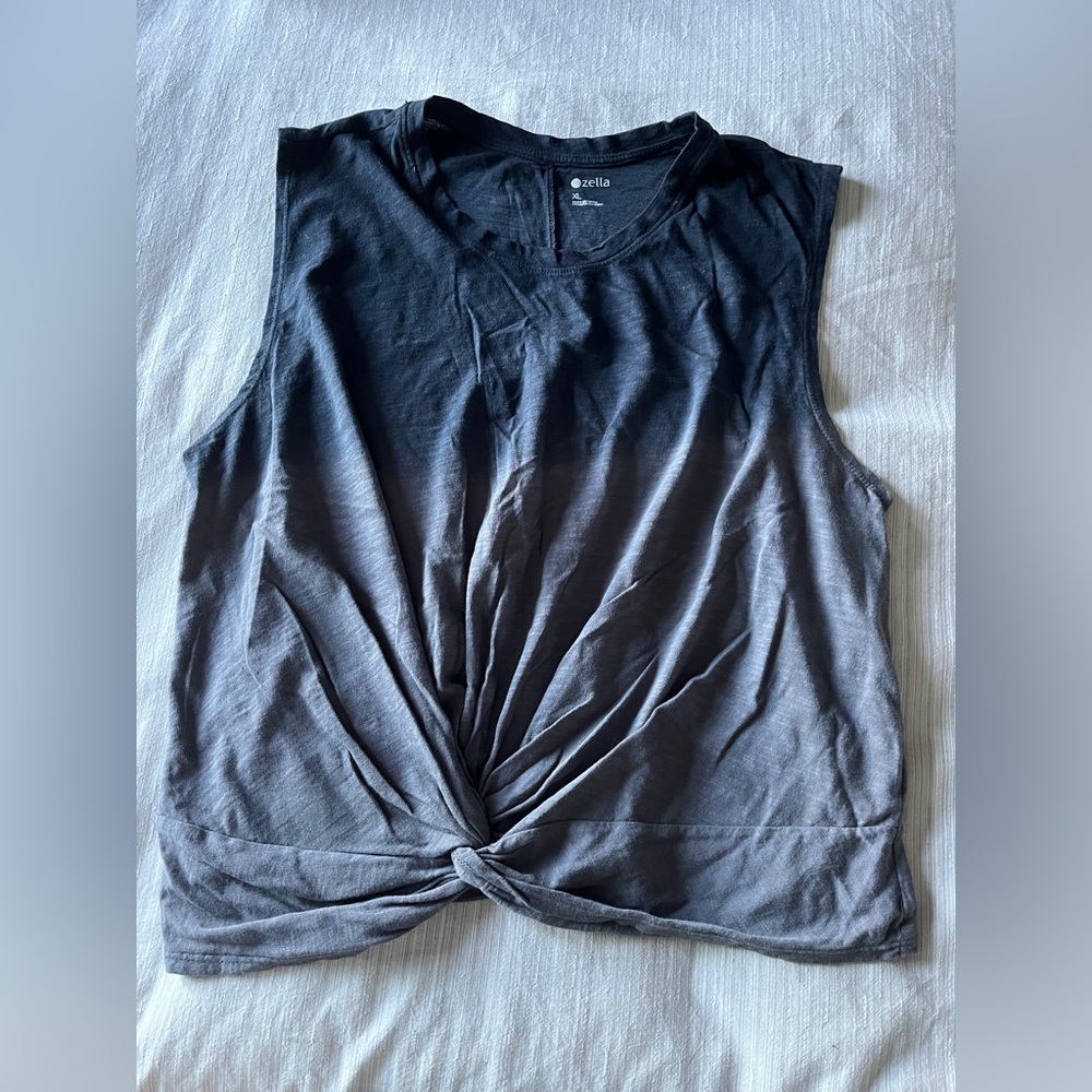 Zella Knot-Front Sleeveless Tank in Charcoal Ombre